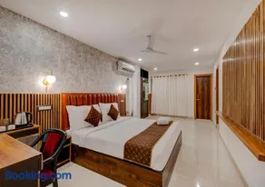 Hotel Sai Rain Tree - Image 2