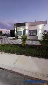 Villa Elegance-3 min Walk to the Beach-20 mins to Ochi Rios - Image 3