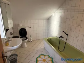 Apartment in Kleinkahl II Parking & Self Check-in - Image 4