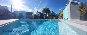 Zamardi private villa with own pool and huge garden, 150m to longest free beach at Balaton - Image 2