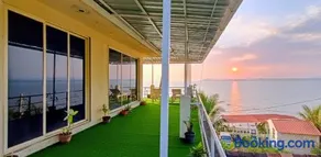GS Home on the bay -Supreme Sea & forest view 2nd floor romentic glass studio apartment - Image 1