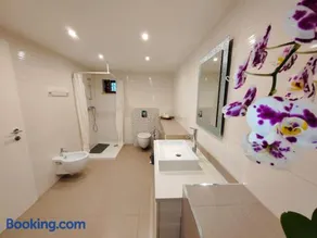 Honey apartment - Image 2