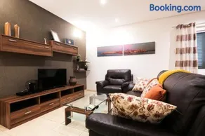 Valletta Triton Apartment - Image 2