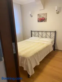 Şifne yalı'da 4 oda 9kisi yatak kapasite manzaralı - Image 2