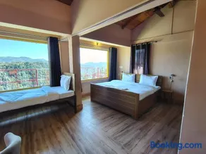Commander Villa - Image 2
