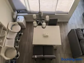 Hearthstone Lodge loft, Village centre, Private Hot tub, sleeps 6 - Image 2