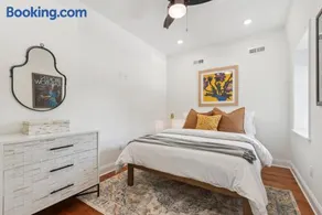 Family Friendly in the Heart of Mt Airy - Image 3