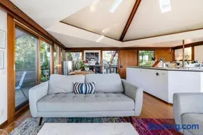 Peaceful Treehouse with Ocean View - Image 2
