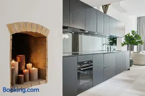 Central Apartment - Image 3