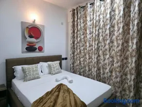 Radium Residence - Luxury 3BR PoolView Home, Beach - Image 2