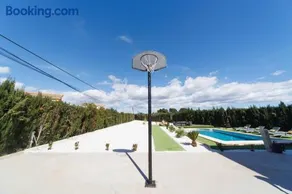 Chalet mit privatem Pool, Terrasse und Garten | Poolblick - Image 4