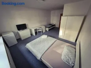 Privat zimmer - Image 1