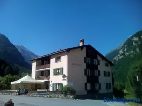 Hotel Klein Matterhorn - Image 1