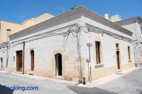 La Fontana Di Via Marconi, Historic Town Center, Parking Nearby - Image 5