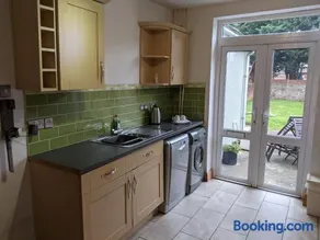 3 Newton Street - Image 2