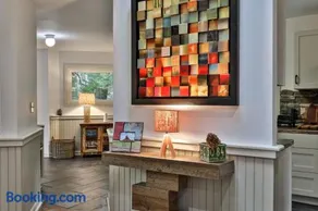 Renovated 4BR House - Hot Tub, Game Room & Fire Pit - 11 Mins to Killington Lifts & Dining - Image 1