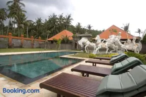 Puri Rai Hotel - Image 2