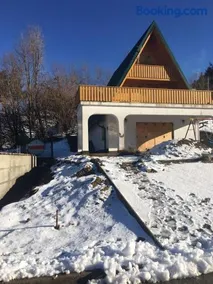 House with Pool and Sauna - Image 4