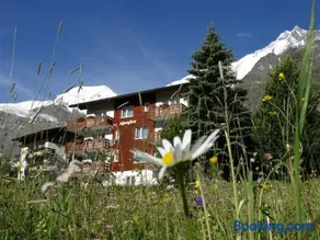 Apartments Alpenfirn Saas-Fee - Image 1