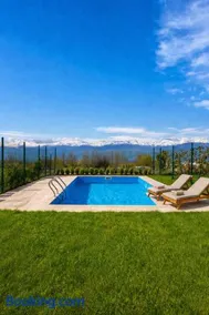 Matilda Signature Villa with Private Pool - Image 1