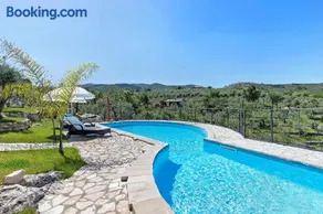 Villa Luisana con Piscina e Vista - Image 1