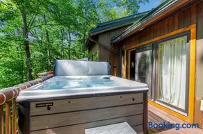 Spacious Chalet Hot Tub Sauna Holiday Valley - Image 3