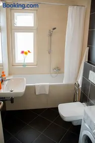 Limes Apartments - Image 3