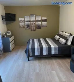 Superbe appartement en résidence avec piscine. - Image 1