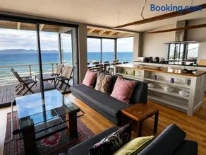 Seaview Apartment in Muizenberg - Image 2