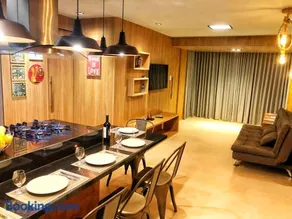 GUARAJUBA PARAÍSO DAS ÁGUAS - O ORIGINAL - são 12 APTS com 1, 2, e 3 quartos - PIONEIROS nesta plataforma desde 2016, OFERECEMOS CREDIBILIDADE - SE LIGA, temos o perfil com o maior número de avaliações positivas da região, seu PET é bem-vindo - Image 1