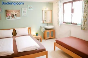 XXL-Ferienwohnung Blumenwiese - Image 2