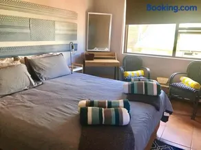 Dolphin's Nook - Image 5