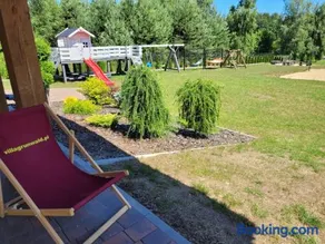 Villa Grunwald - dom z działką 3000m2 na wyłączność, z dużym ogrodem, tarasem, grillem, hamakami, domkiem dla dzieci i boiskiem - Image 2