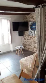 locationseillans var studio violette3e etage - Image 3