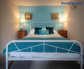 Beachcomber Cottage - Image 2