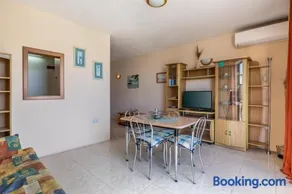 Adorable Seaview apt at St Paul's Bay - Image 2