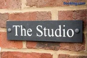THE STUDIO MAIDENHEAD RIVERSIDE - Image 3