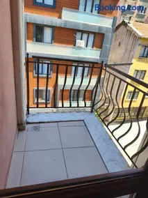 GREAT NEW BUILDING IN THE CITY CENTER WITH ELEVATOr - Image 2
