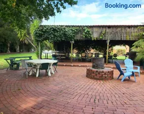 Walwa Hotel - Image 4