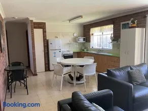 Unit 16, 2 Casuarina Crescent, Jurien Bay WA, Australia - Image 2