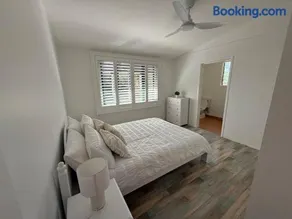 K'Gari House Eurong - Image 1