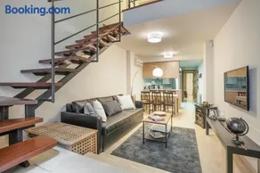ApartsNouBcn Fira Barcelona - Image 1