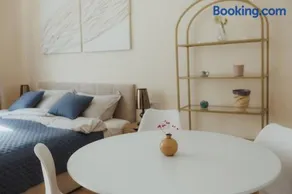 7th Heaven Apartment close to metro and center - Image 3