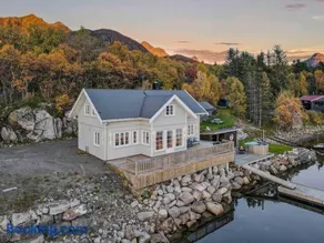 Unik sjøhytte i Lofoten - Image 4