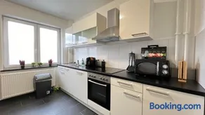 Komfort Apartment Neumünster Ideal für Firmen & Langzeitaufenthalte - Image 1