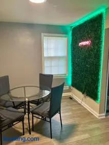 3Br W Basement Home 'The Lion S Den' - Image 4