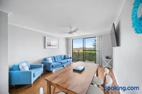 Drift on Amaroo - Calm Coastal Stay near Wallis Lake - Tuncurry - Image 2