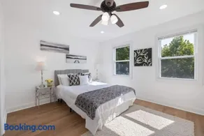 2BR Near Union Market Capitol HillUnion Station - Image 2