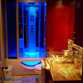 Petit loft avec terrasse exotique et jacuzzi privé - Image 4