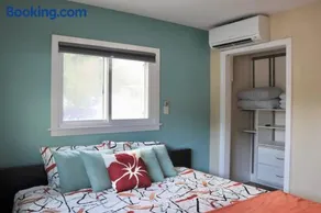 Punalu’u Ocean Paradise - Oceanfront Beach House - Image 3